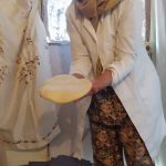 Atelier fabrication du Pain de l'amour chez Tata Hania - Tozeur