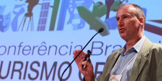 RESEARCH + DEVELOPMENT + INNOVATION (R+D+i)